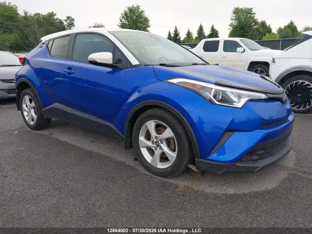 NMTKHMBX5JR021653 — 2018 Toyota C-HR XLE, Передняя часть слева (Left Front), фото до ремонта