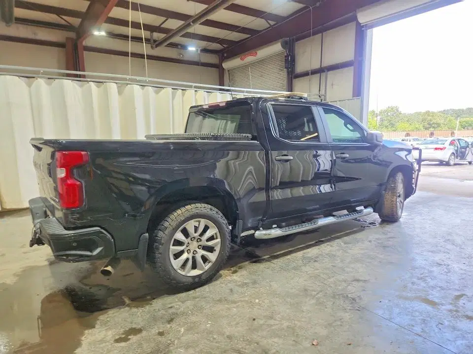2021 CHEVROLET SILVERADO VIN 3GCPYBEH8MG172182 фото 3