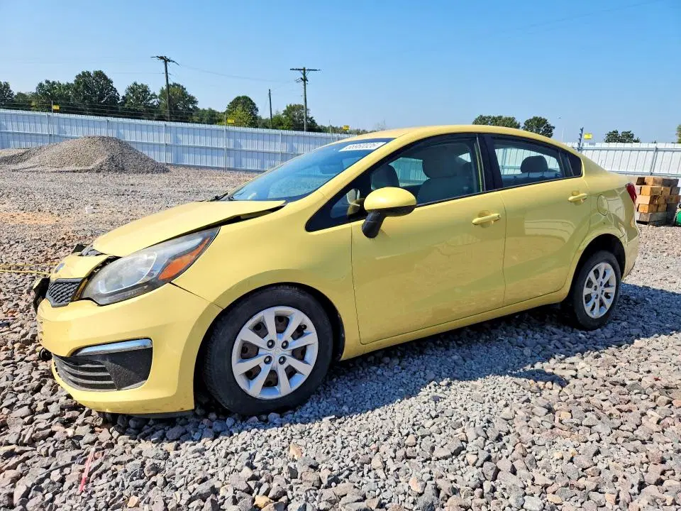 KNADM4A35G6540017 — 2016 Kia Rio, Передняя часть, фото до ремонта