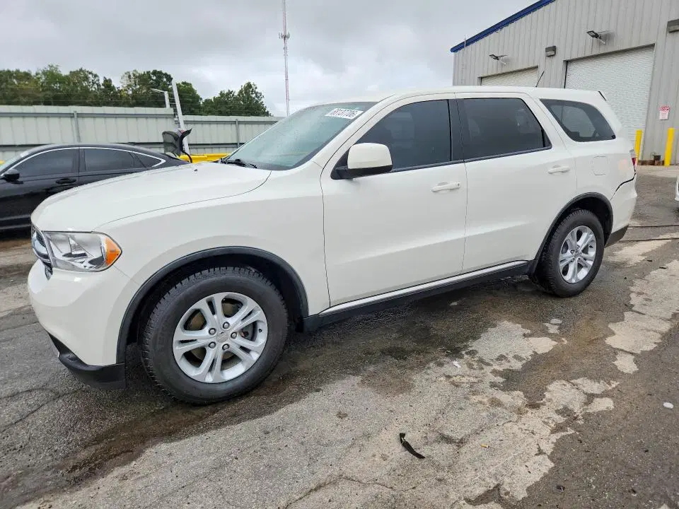 1D4RD2GG3BC632716 — 2011 Dodge Durango, задняя часть, фото до ремонта