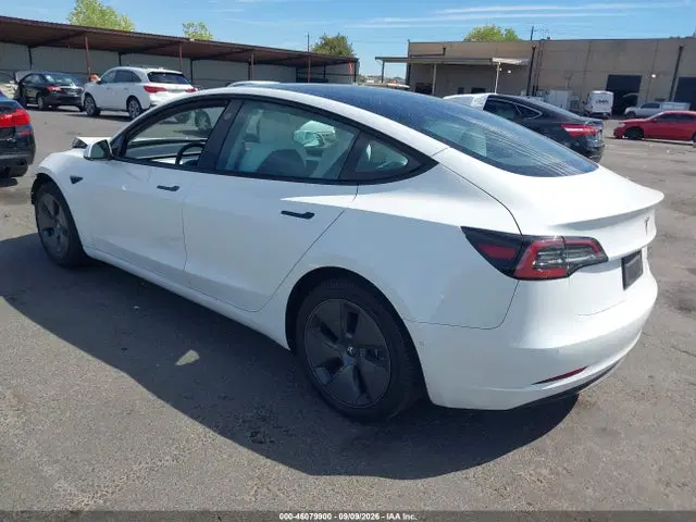 2022 Tesla Model 3 Long Range Dual Motor All-wheel Drive VIN 5YJ3E1EB9NF124470 фото 3