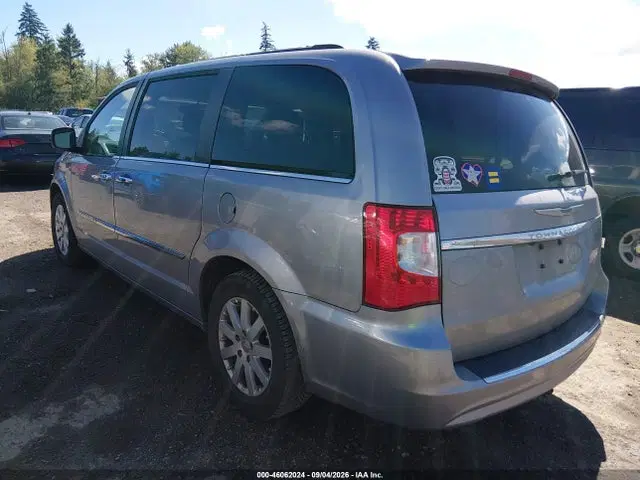 2015 Chrysler Town &amp; Country Touring VIN 2C4RC1BGXFR741320 фото 3