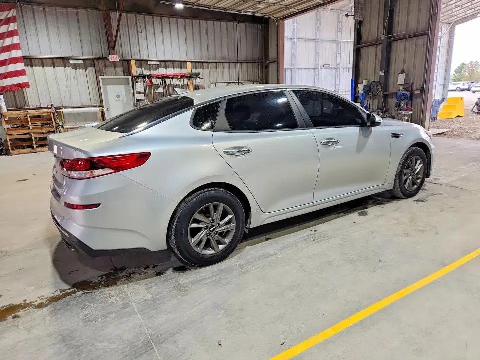 2020 KIA OPTIMA VIN 5XXGT4L31LG415401 фото 3