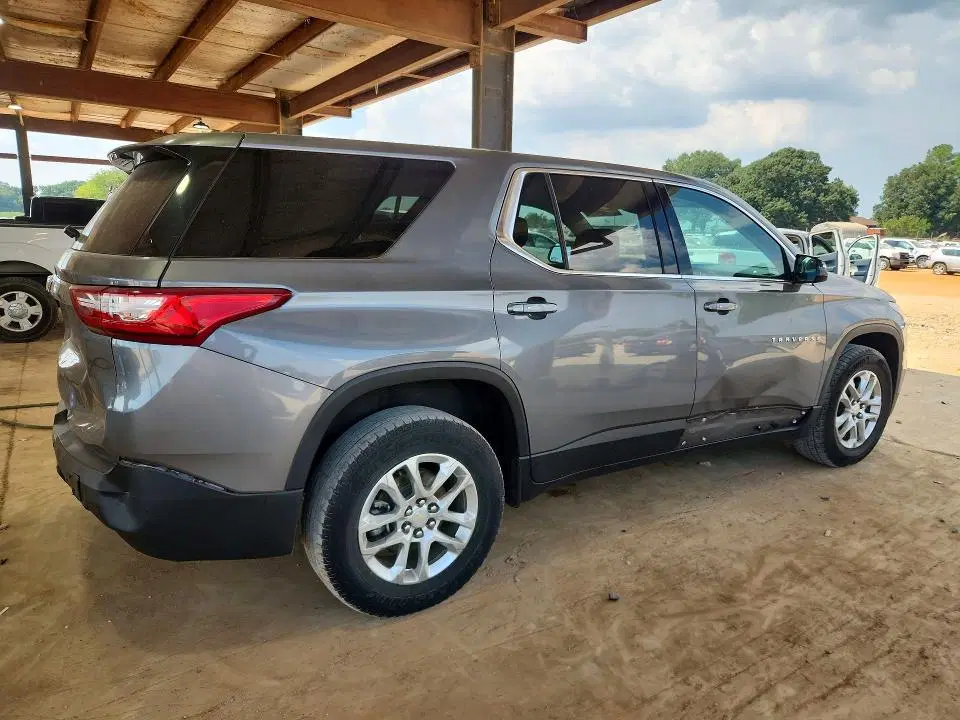 2019 CHEVROLET TRAVERSE VIN 1GNERFKW2KJ166427 фото 3