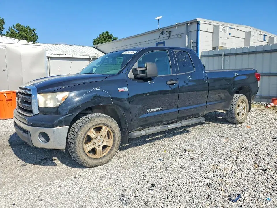 5TFCW5F19DX015232 — 2013 Toyota Tundra, Град, фото до ремонта