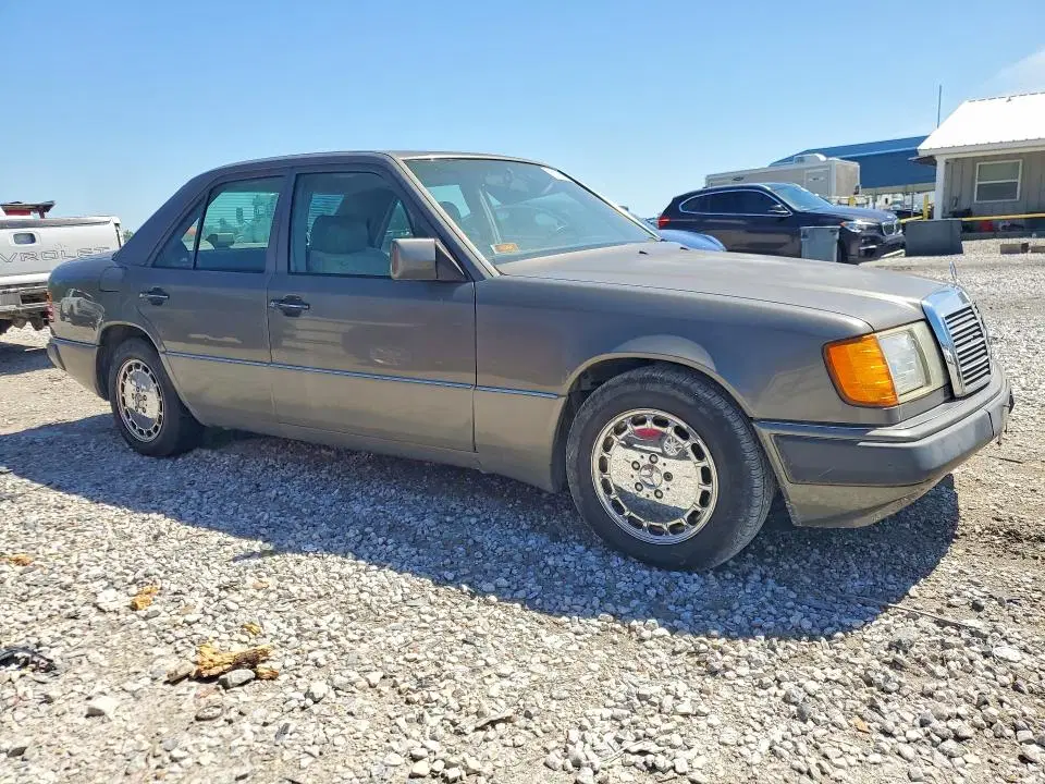 1993 MERCEDES-BENZ 300 VIN WDBEA28E5PB998657 фото 4