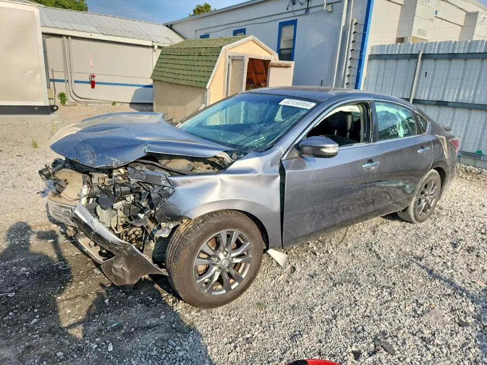 1N4AL3AP3FN350412 — 2015 Nissan Altima, Передняя часть, фото до ремонта