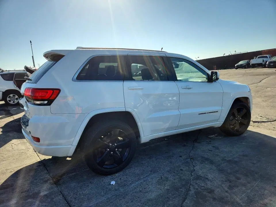 2015 Jeep Grand Cherokee VIN 1C4RJFAG2FC156843 фото 3