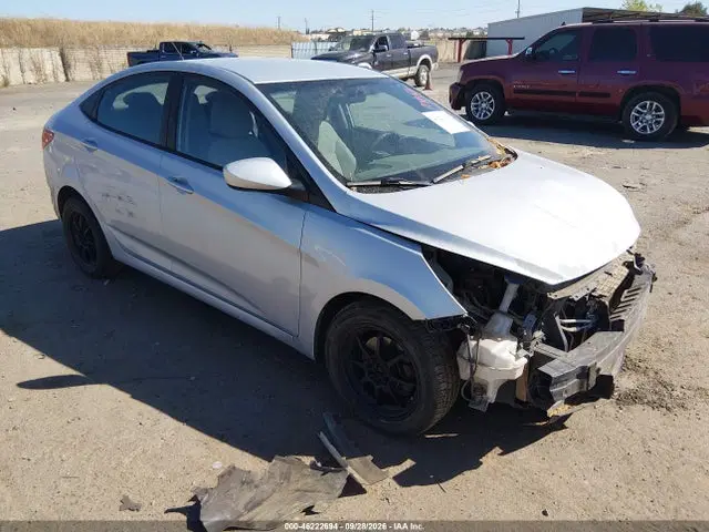 KMHCT4AE8GU113568 — 2016 Hyundai Accent SE, Естественный износ, фото до ремонта