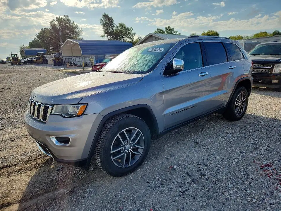 1C4RJEBG0JC513745 — 2018 Jeep Grand Cherokee, Передняя часть, фото до ремонта