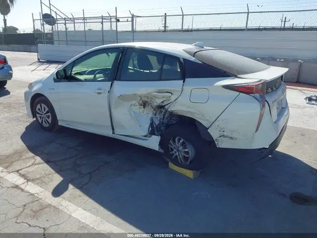 2016 Toyota Prius Two Eco VIN JTDKARFU2G3004015 фото 3