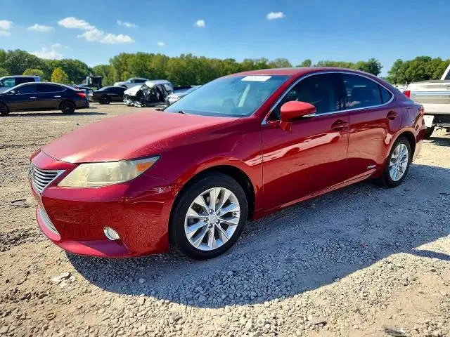 JTHBW1GG6D2000819 — 2013 Lexus ES, Мелкие вмятины и царапины, фото до ремонта