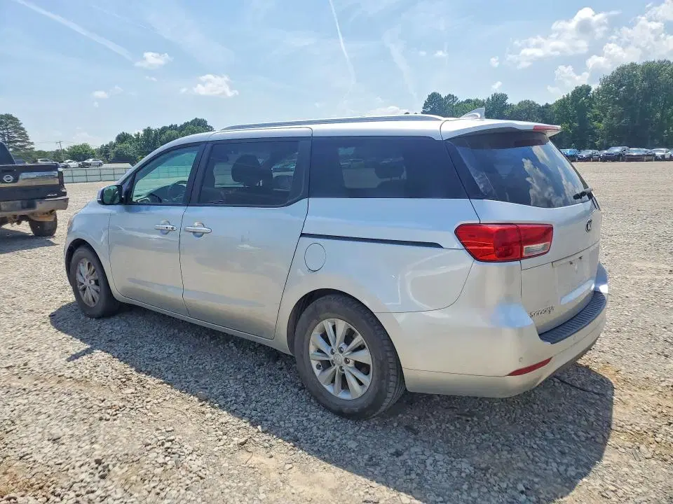2017 KIA SEDONA VIN KNDMB5C11H6266522 фото 2