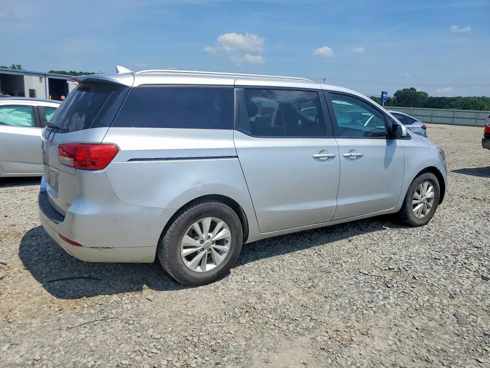 2017 KIA SEDONA VIN KNDMB5C11H6266522 фото 3