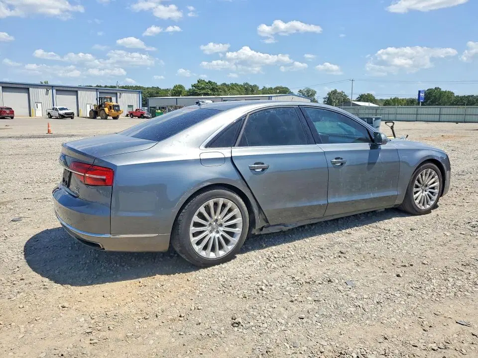 2015 AUDI A8 VIN WAUJ2AFD2FN037297 фото 3