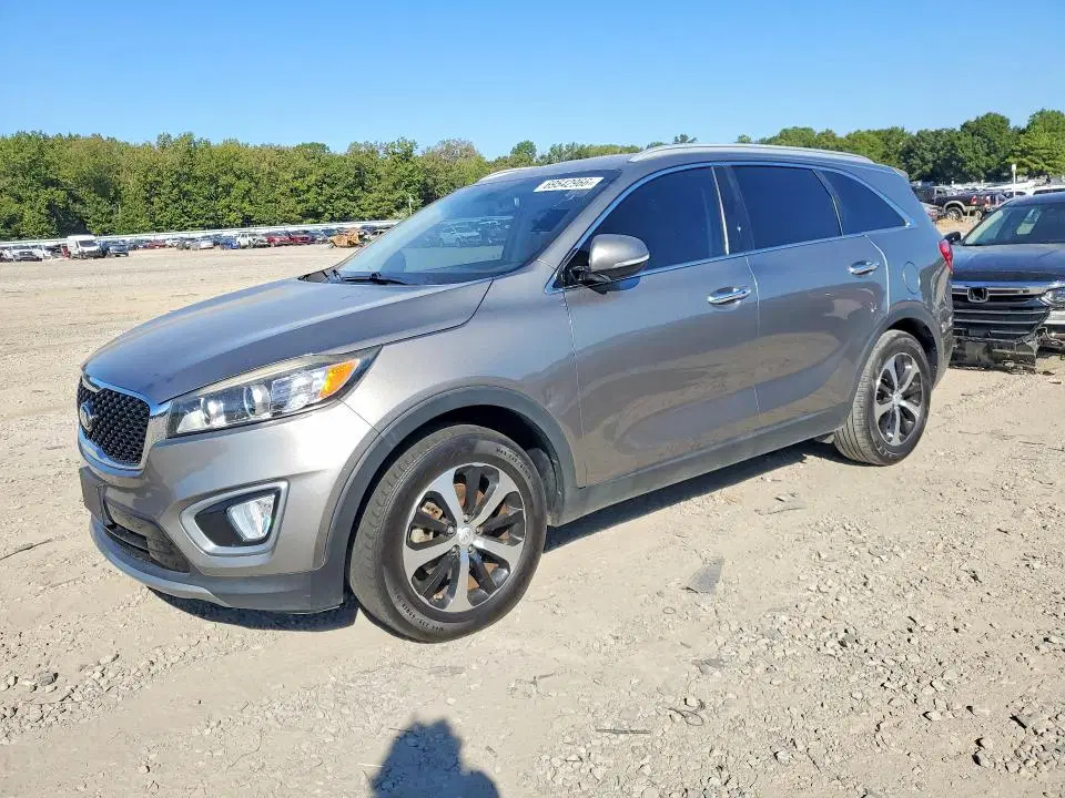 5XYPH4A50HG200746 — 2017 Kia Sorento, Передняя часть, фото до ремонта