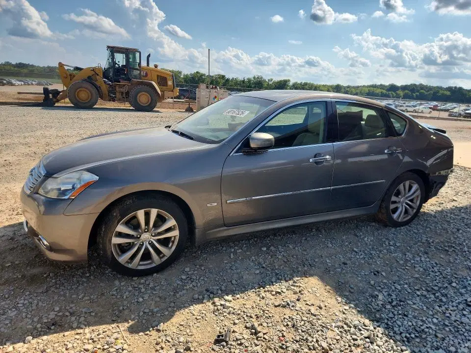 JN1CY0AP1AM910271 — 2010 Infiniti M35, Задняя часть, фото до ремонта